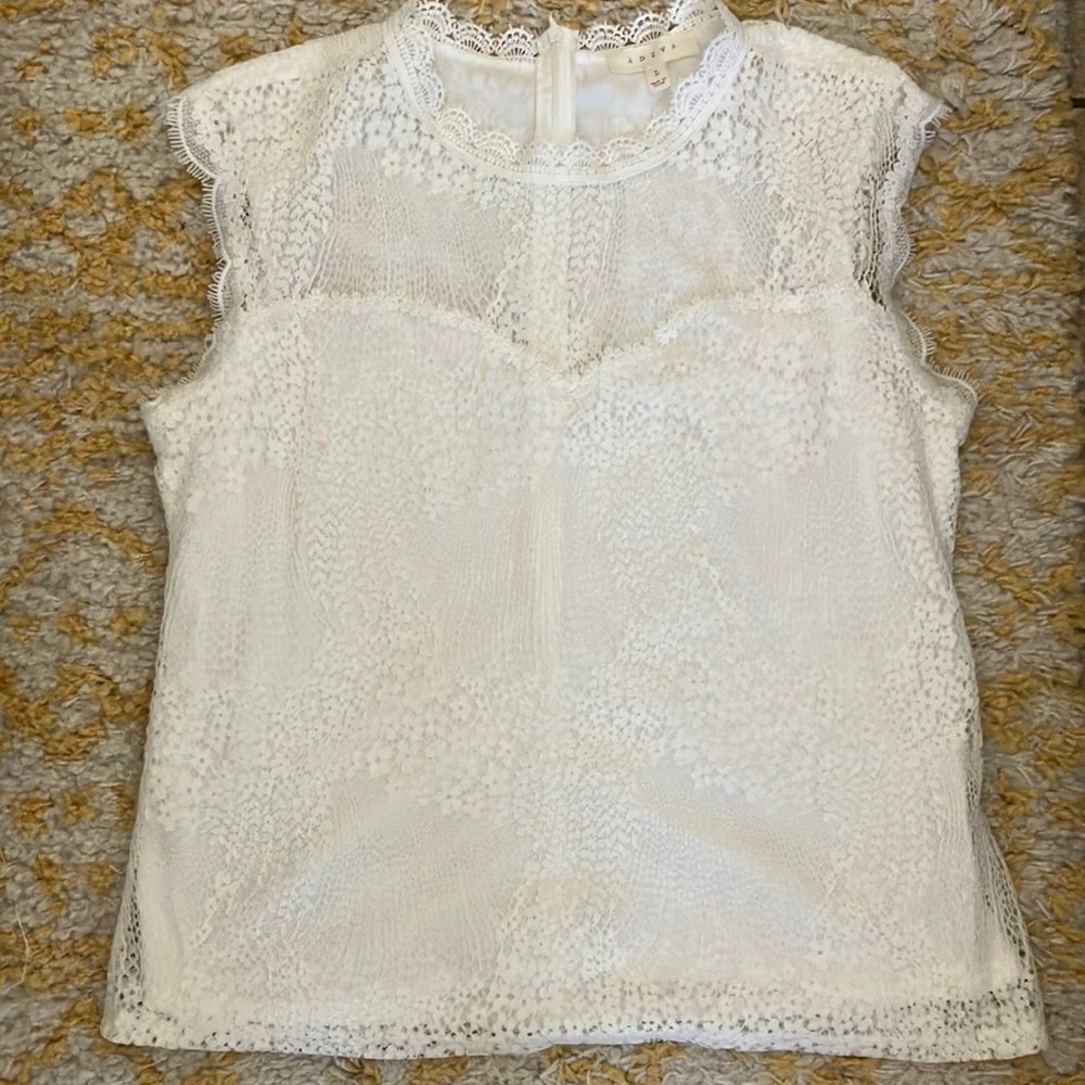 Adiva Lace White Mock Neckline Top With Zip Up Back